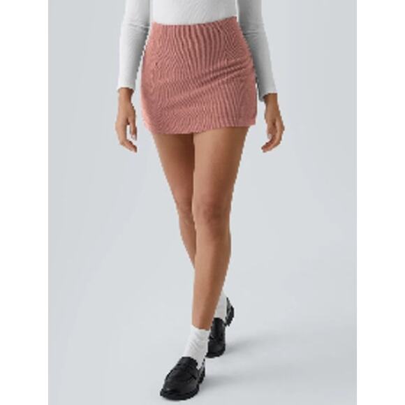 HALARA Dresses & Skirts - Halara Medium Skirt High Waisted Dusty Rose Pink 2-in-1 Back Zip Corduroy Casual